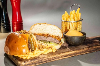 Meniu CHEESE BURGER (640g)